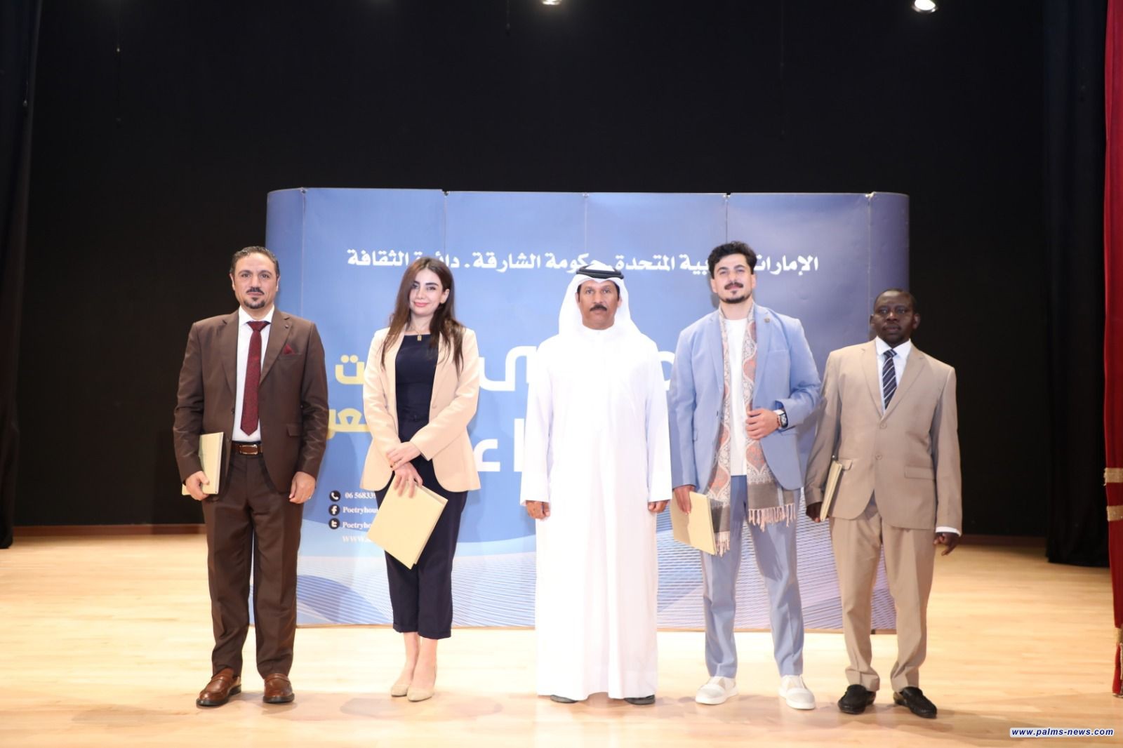 شعراء عرب يضيئون بيت الشعر في ختام ورشة فن الشعر والعروض